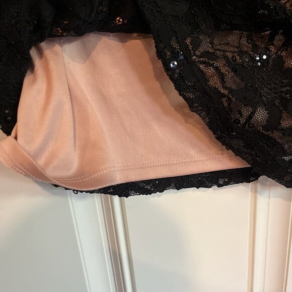 Onyx Nite Lace Sequin Tank - Picture 3 of 5